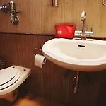 Oyo Apartments Kalyani Nagar
