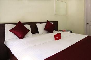 Oyo Kalyani Nagar Hotel Pune