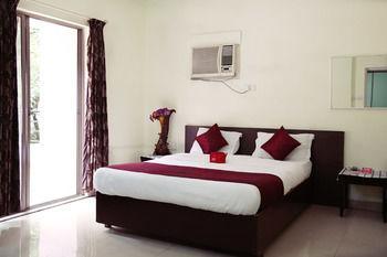 Oyo Kalyani Nagar Hotel