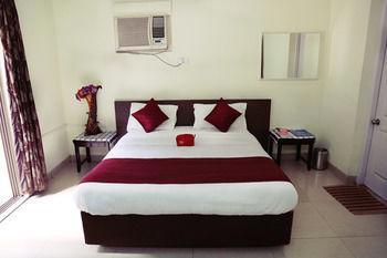 Oyo Kalyani Nagar Hotel Pune