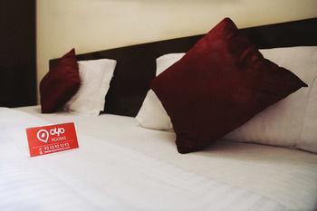 Oyo Kalyani Nagar Hotel 3*